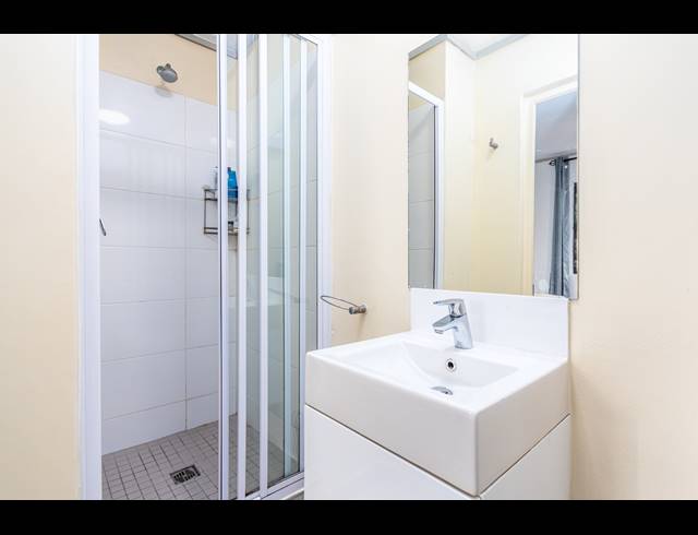 2 BEDROOM APARTMENT TO LET IN MILNERTON CENTRAL